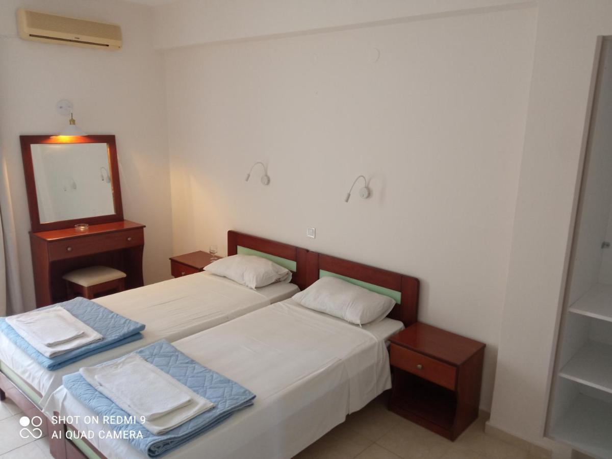 Aggelos Family Hotel Мораитика Экстерьер фото