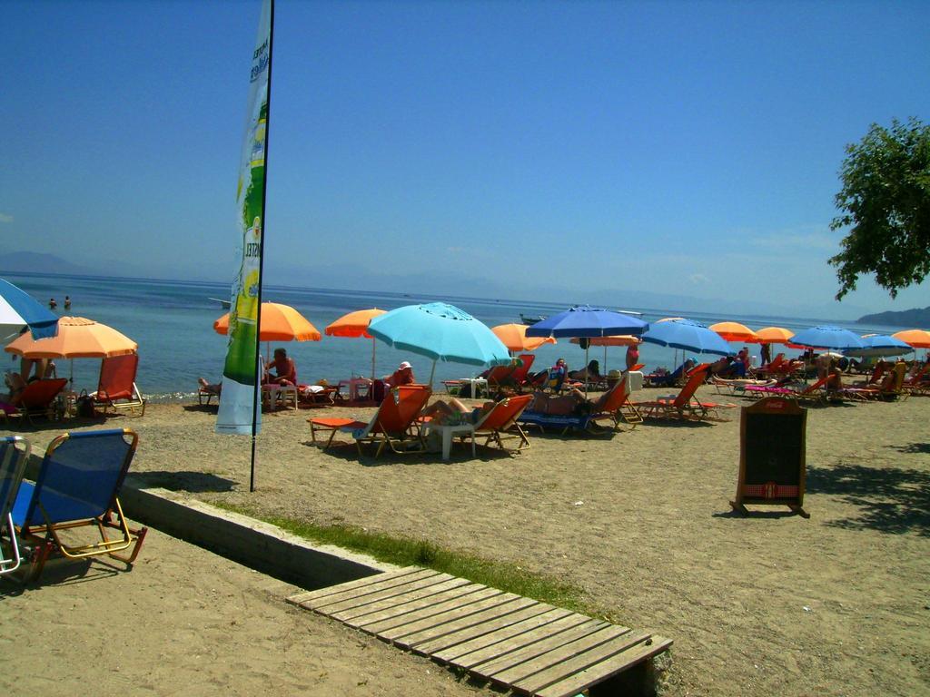 Aggelos Family Hotel Мораитика Экстерьер фото